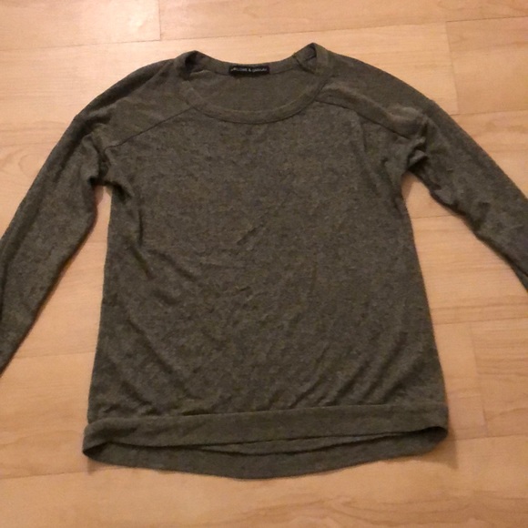Harlowe & Graham Tops - Harlow & Graham Women’s long sleeve size small
